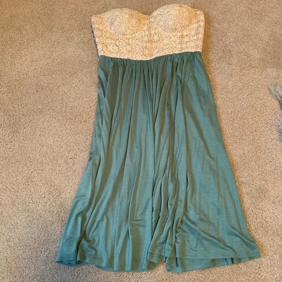 Anthropologie ‘Gathering Breeze’ Lace Dress by Lil - Picture 2 of 7